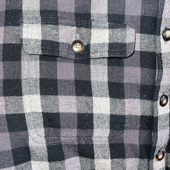 Men’s XL Heavyweight Flannel fleece lined jacket Shacket gray and black plaid - Picture 7 of 13